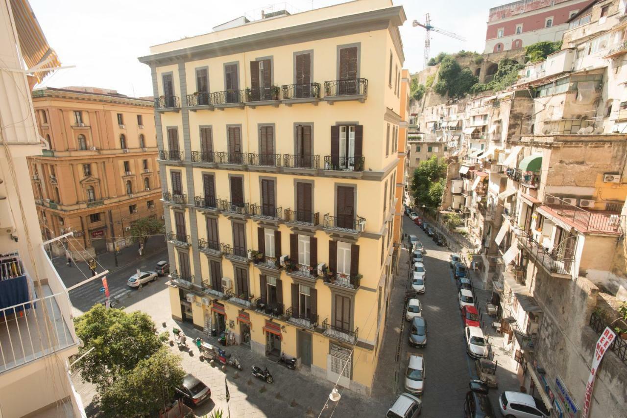 Ferienwohnung La Terrazza Di Roberta Neapel Exterior foto